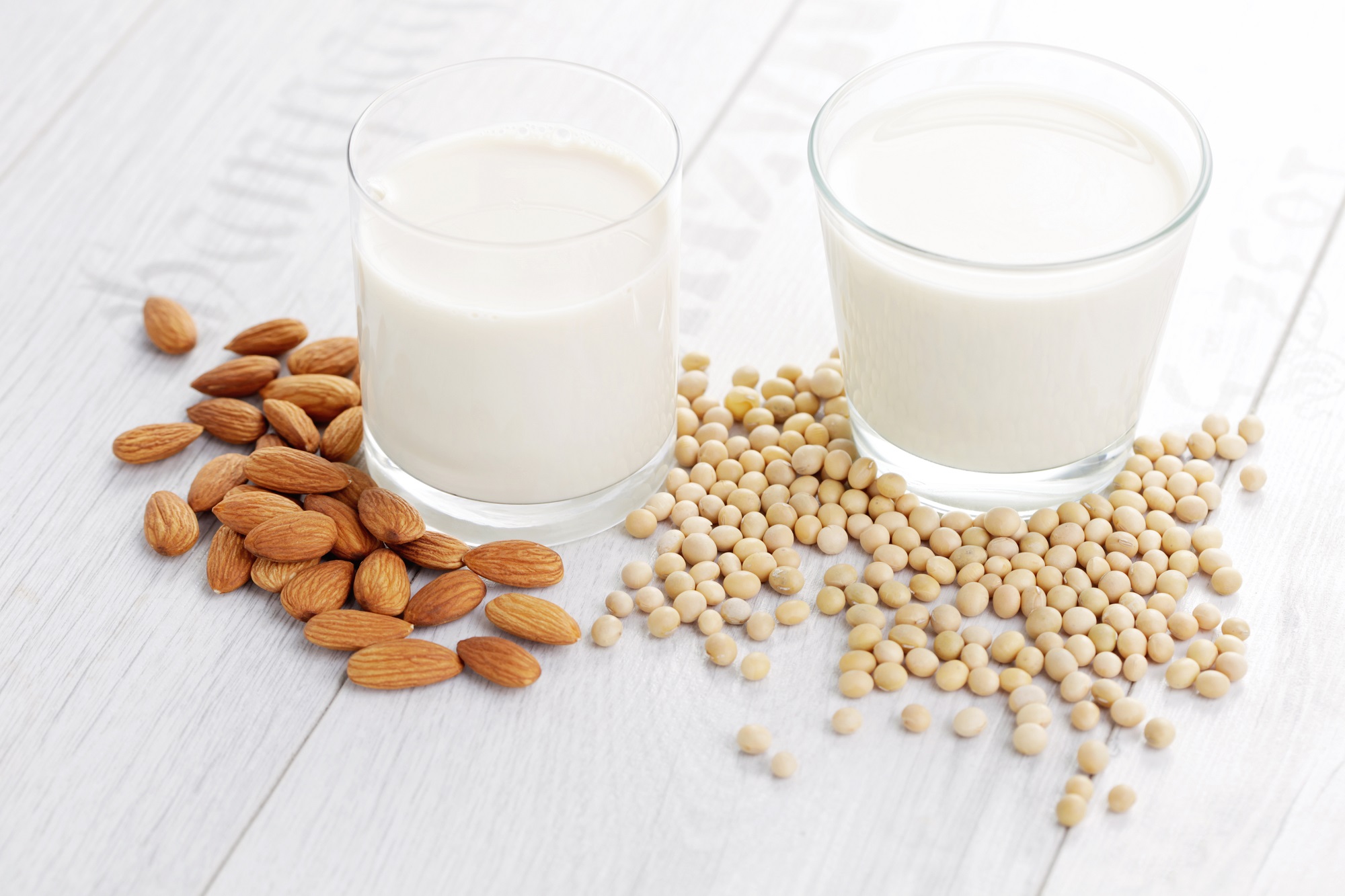 Soy Milk vs Almond Milk